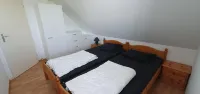Eco Retreat by the Sea - parking