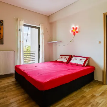 Kalamata's Spacious Getaway-Taygetos Amazing View