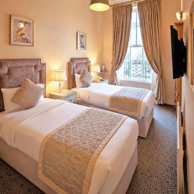 Baggot Court Townhouse Hotels near Origin Gallery