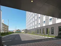 草津慄東Route Inn酒店慄東高速路口1號國道路邊 - 停車場