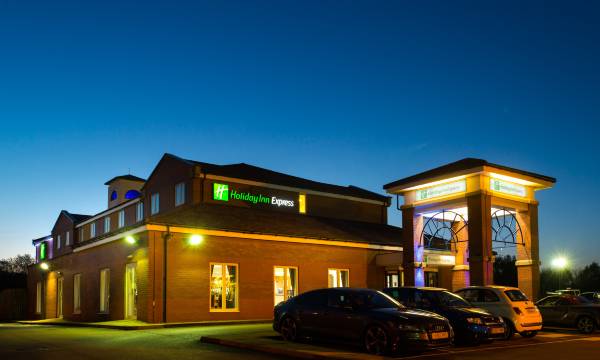 Holiday Inn Express Manchester - East by IHG