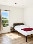 Modern 3BR Near UH Downtown Stadiums - Condos