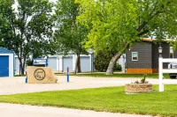 Private Tiny Cabin in Glendive Near Makoshika Park - Free Parking & WiFi - 3-Star
