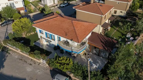 KAYA KORUĞU CUNDA - Bed and Breakfasts