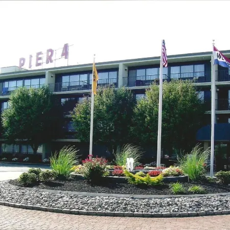 Pier 4 Hotel