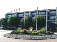 Pier 4 Hotel - parking