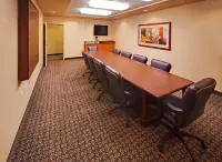 Candlewood Suites 貝爾維尤 - 寵物友善