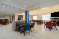 Holiday Inn Express & Suites BLUFFTON @ HILTON HEAD AREA by IHG - breakfast