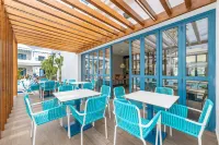 THB Tropical Island - breakfast