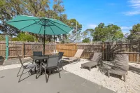 距蜜月島3英里 火坑 泳池(3 Miles to Honeymoon Island Firepit Pool) - 4星級