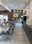 Econo Lodge Inn & Suites - sarapan
