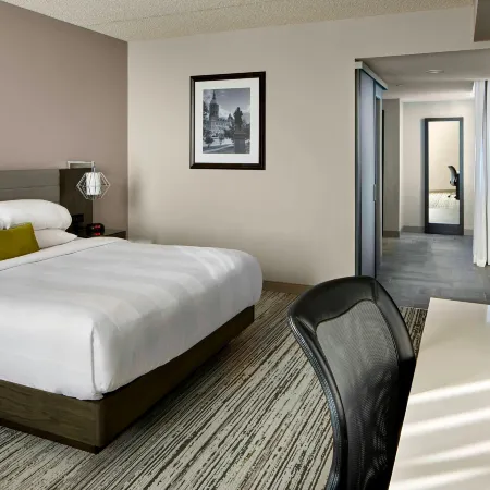 Marriott Hartford/Windsor Airport Отели в г. Виндзор
