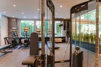 Sandman Signature Surrey-Guildford Suites - Pet friendly