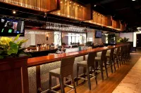Guam Reef Hotel - Barer