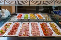 Continental Hotel Budapest - Breakfast
