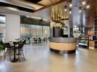 Aloft Greenville Downtown Hotels near McPherson Park