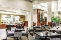 Hilton Garden Inn Independence - Pet friendly