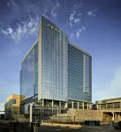 Loews Kansas City - bar