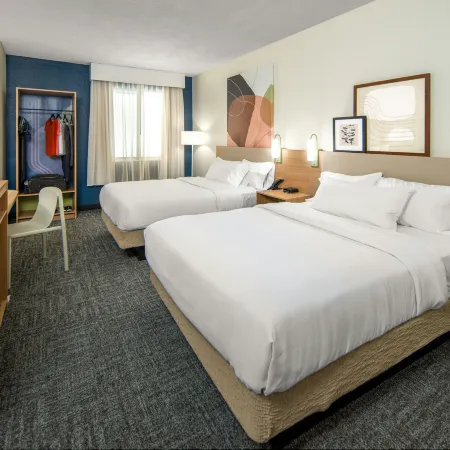 Spark by Hilton Washington Meadowlands Blvd