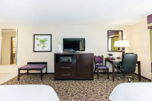 Hampton Inn & Suites Sandusky/Milan - Wifi