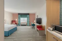 Hilton Garden Inn Hutchinson - С баром