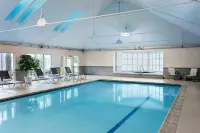 Delta Hotels Burlington - Pool