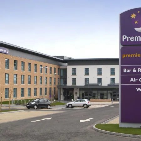 Premier Inn Edinburgh Airport (M9, Jct1)