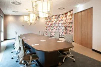 Hampton by Hilton Munich Airport South - 3-Star