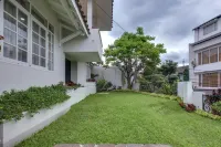 Hillside Bliss Villa - 4-Sterne