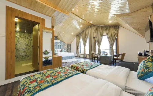 Hotel White Villa Resort - 2-Star