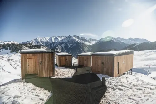 Gorny Kurort"oi-Qaragai" glamping - 2 estrellas