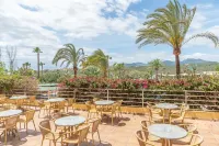 Hotel Club Cala Romani - Parkplatz