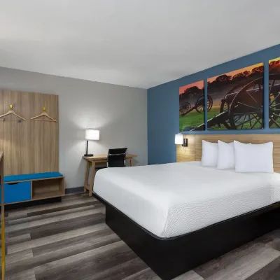 Days Inn by Wyndham Gainesville Hospital/University Area Hotels near مسرح هيبودروم للولاية