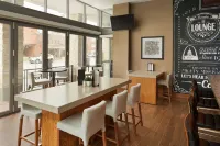 Hampton Inn & Suites Clayton/St. Louis-Galleria Area - Morgenmad