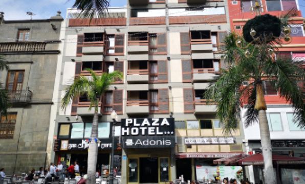 Hotel Adonis Plaza