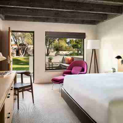 Andaz Scottsdale Resort and Bungalows Rooms