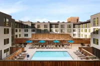 Hilton Garden Inn Boulder - Pools