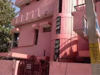Mother Hostel Hotels near Dashashwamedh Ghat