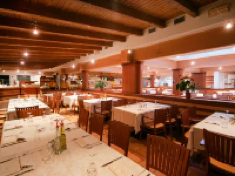 Sand 格拉多酒店