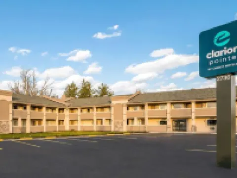 東蘭辛大學區-波茵特克拉麗奧旅館 奧克莫斯酒店