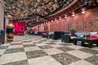 Ferdowsi Grand Hotel