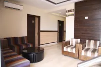 GM. Continental Hotels in Yamuna Nagar