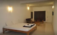 V Sadana Lodge فنادق في Subrahmanya