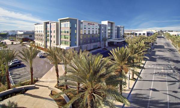 Homewood Suites by Hilton Long Beach Airport