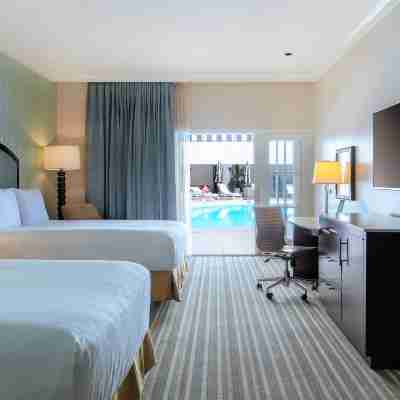 The Beverly Hilton Rooms