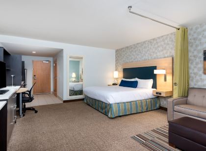 Home2 Suites by Hilton Ft. Lauderdale Airport-Cruise Port