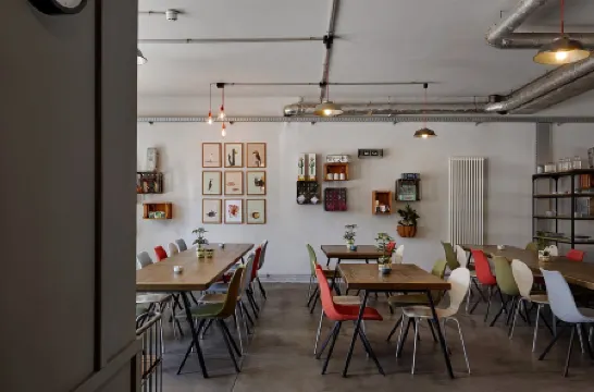 Underdog Hotel Отели рядом со станцией Hoheneichen Railway Station