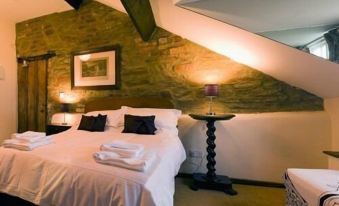 The Malt Shovel Inn - Housity
