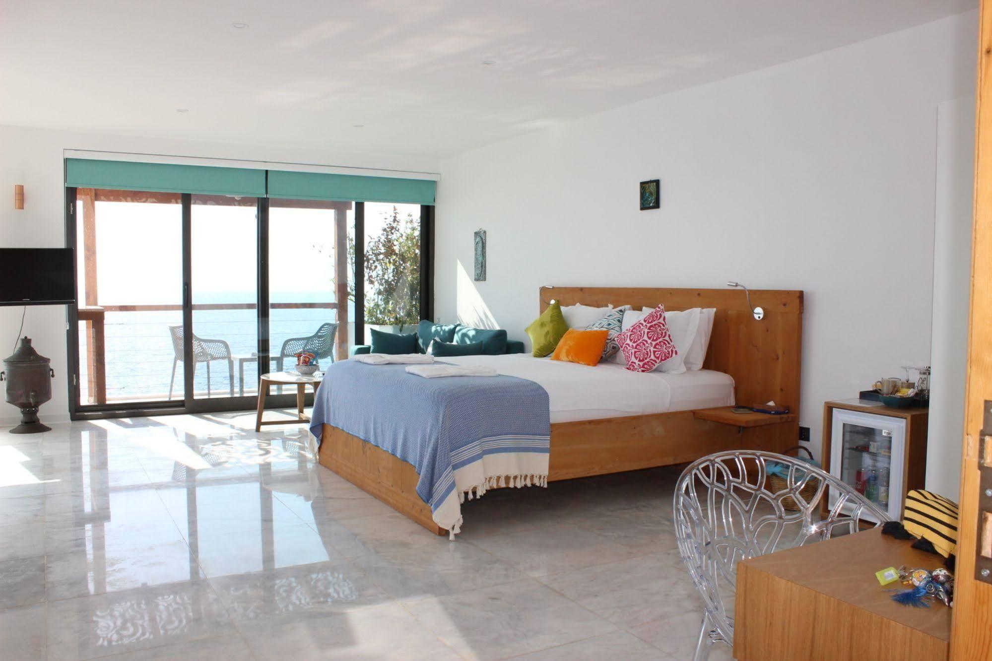 Mandalina Luxury Suites