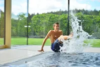 Hotel Schwarz Alm Zwettl - piscina